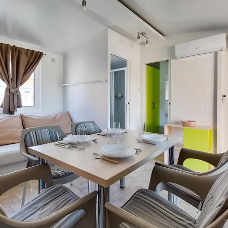 Mobilne Kucice Mery Apartment